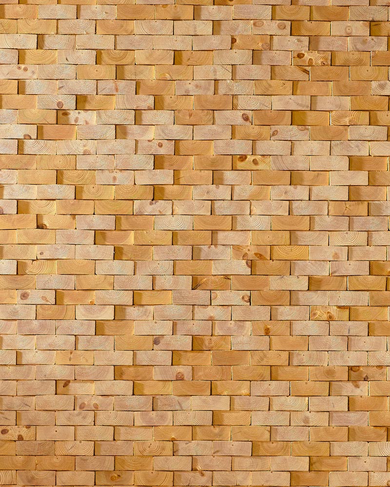 Wall decoration of solid raw wood blocks (NORTO Skov 135)