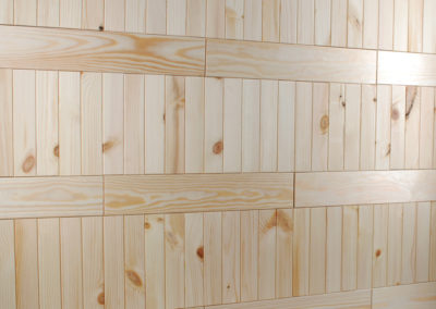 Dekoracja ścienna NORTO Leth z różnymi wymiarami listew drewnianych